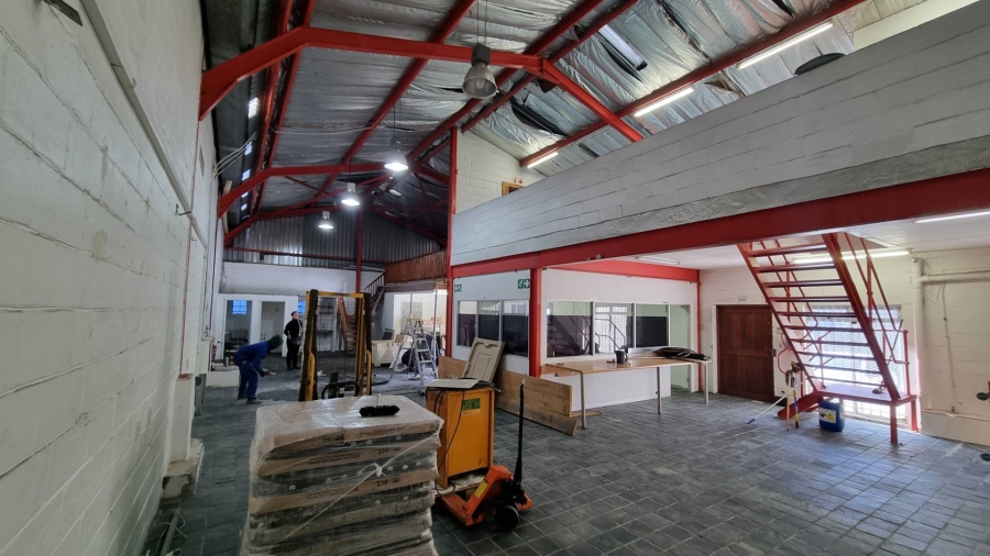 To Let Commercial Property for Rent in Woodstock Western Cape